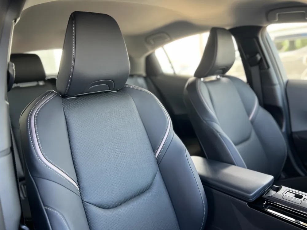 2023 toyota prius hybrid xle black 18